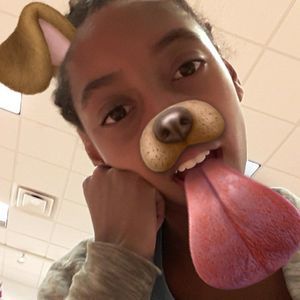 Meet your Posher, Yanely pena